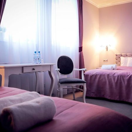 Hotel Madelaine Львувек-Слёнски Номер фото
