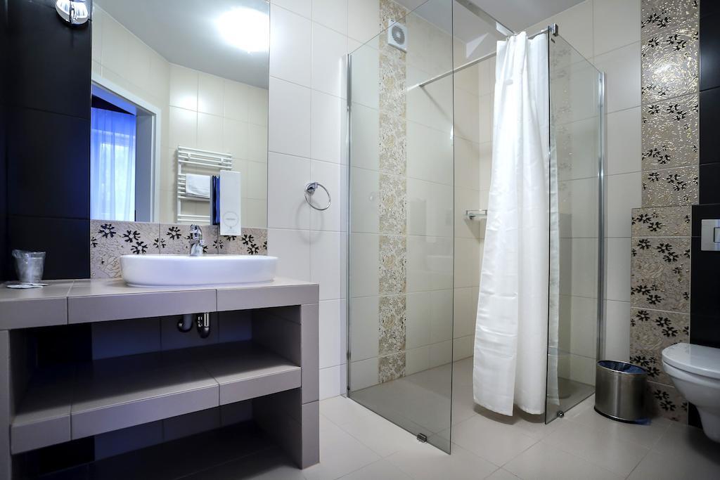 Hotel Madelaine Львувек-Слёнски Номер фото