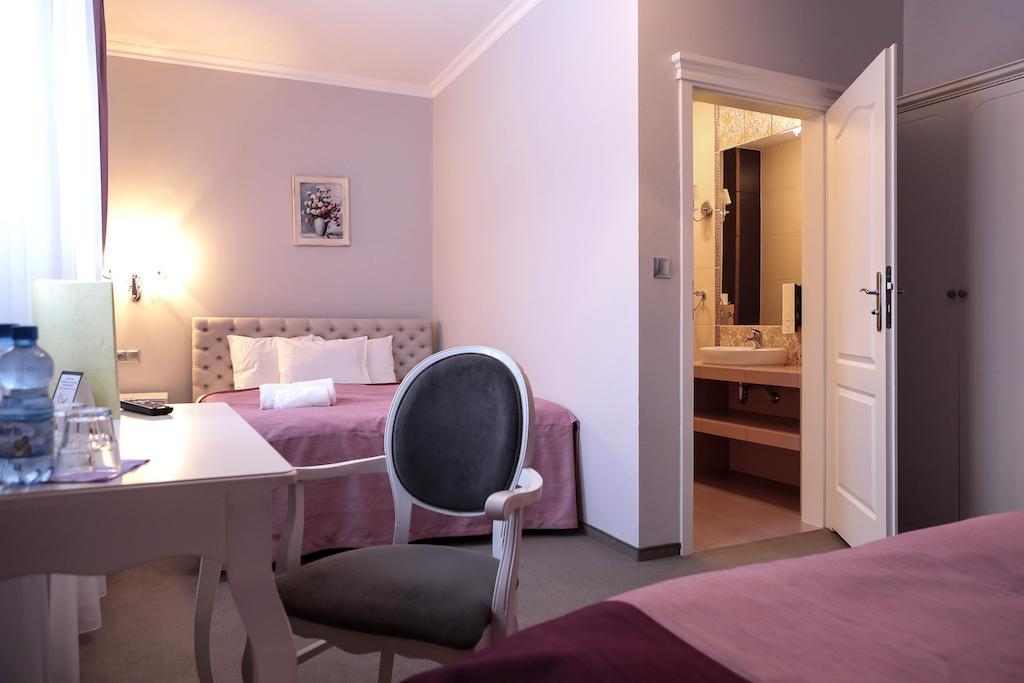 Hotel Madelaine Львувек-Слёнски Номер фото