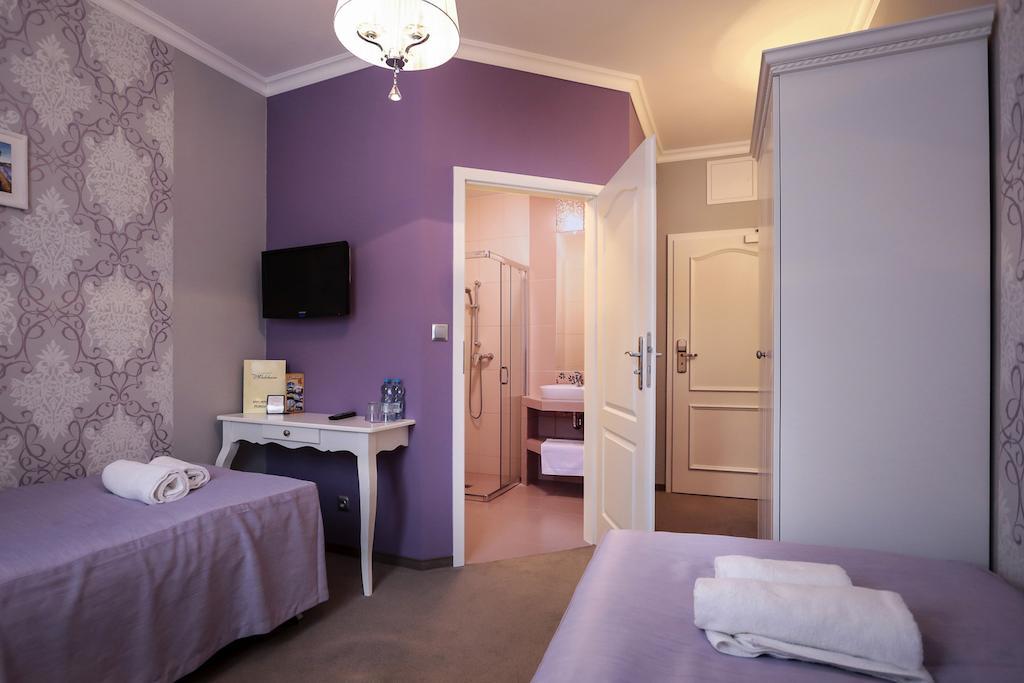 Hotel Madelaine Львувек-Слёнски Номер фото