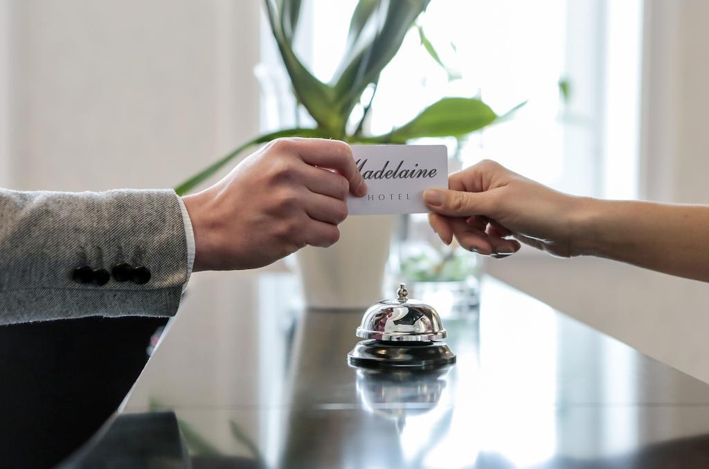Hotel Madelaine Львувек-Слёнски Экстерьер фото